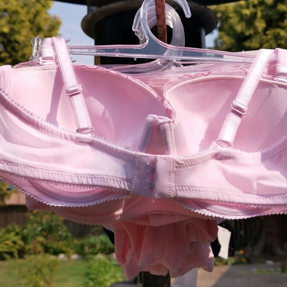 Rene Rofe Pink Bra - Picture 4 of 9